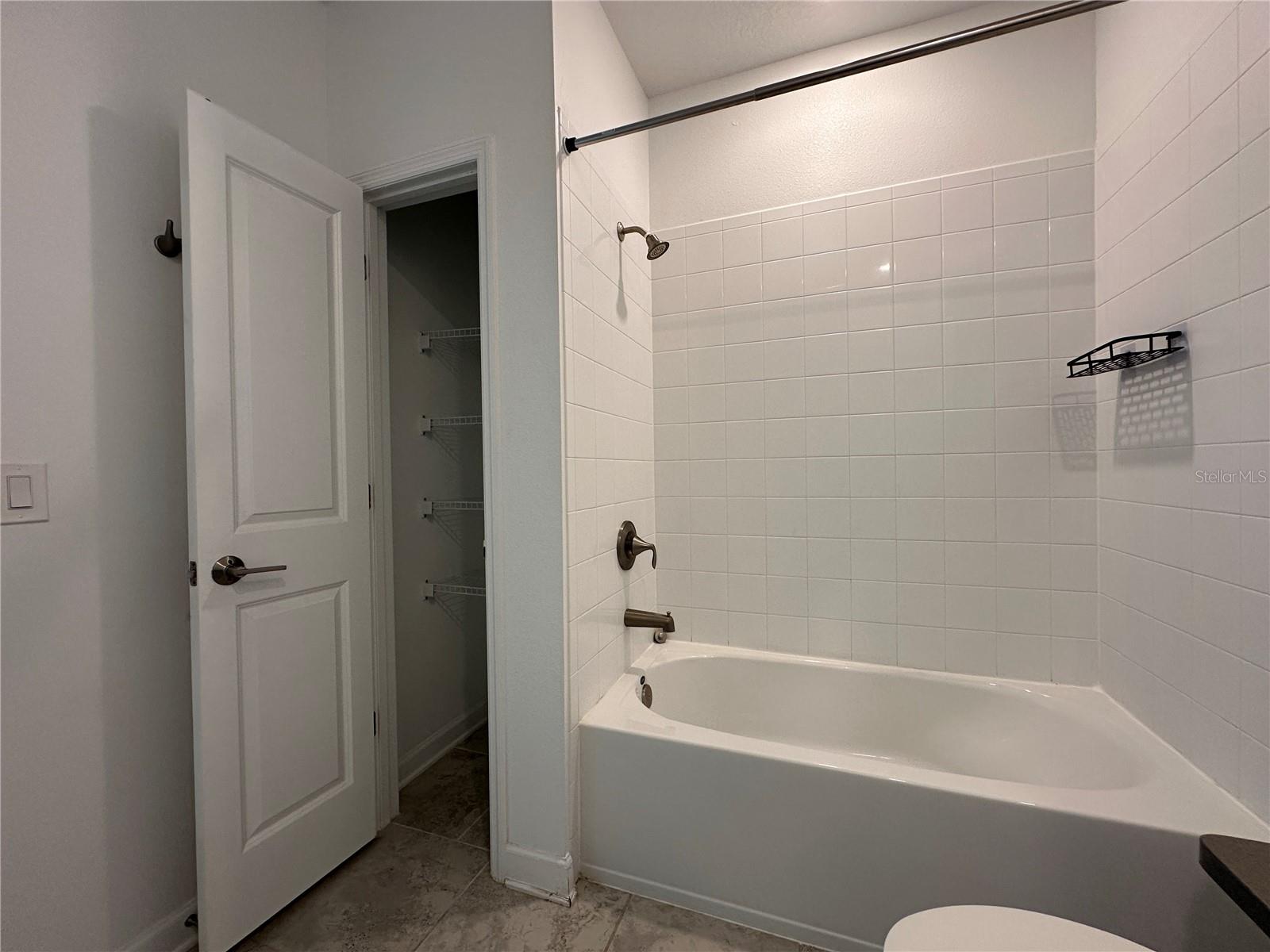 2989 HOWLEY ALY