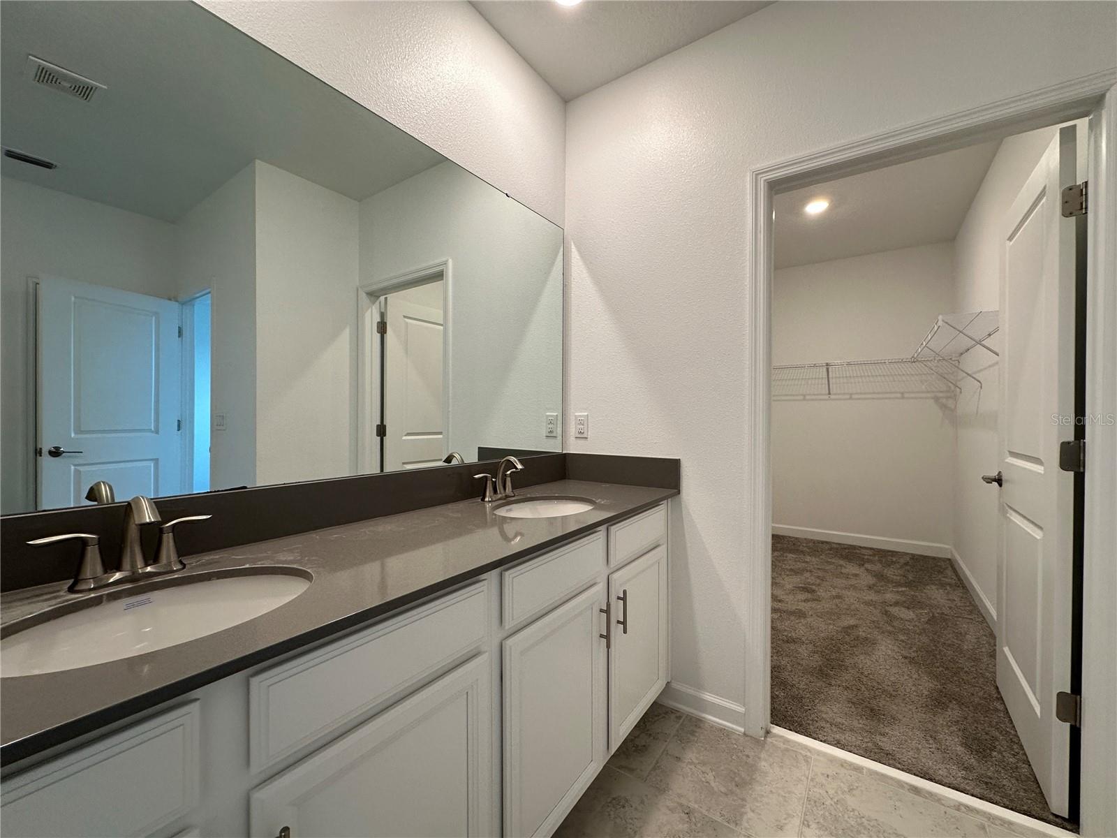 2989 HOWLEY ALY