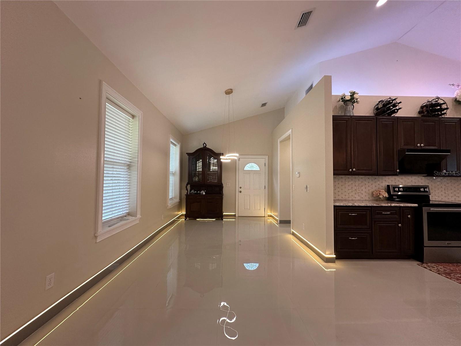 3111 RAMBLER AVE