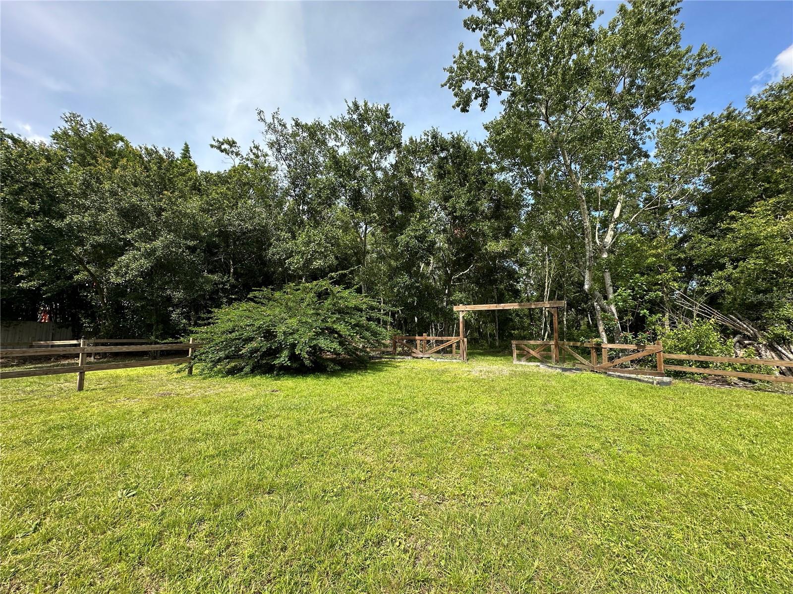 3111 RAMBLER AVE