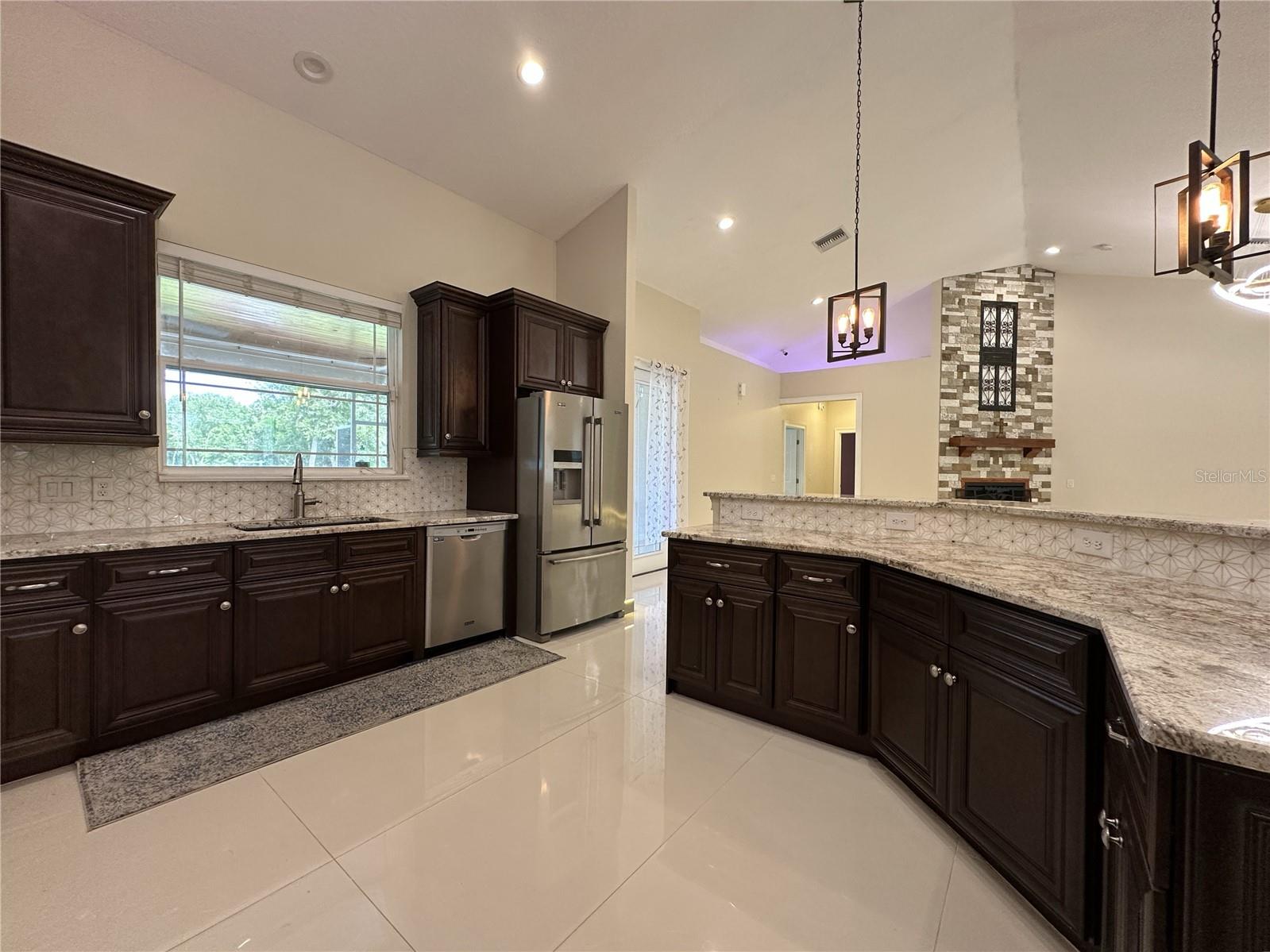 3111 RAMBLER AVE