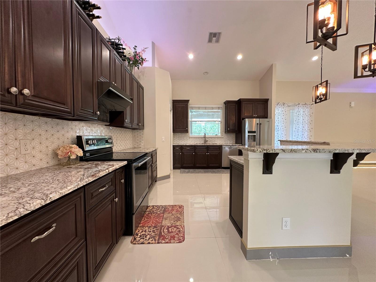3111 RAMBLER AVE