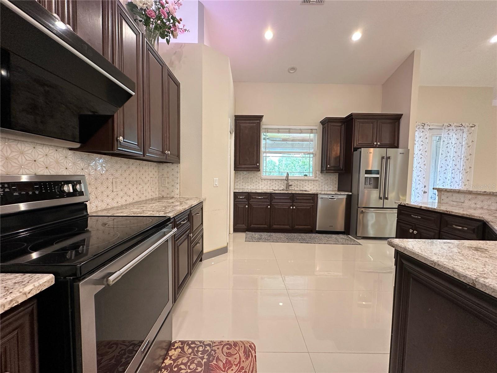 3111 RAMBLER AVE