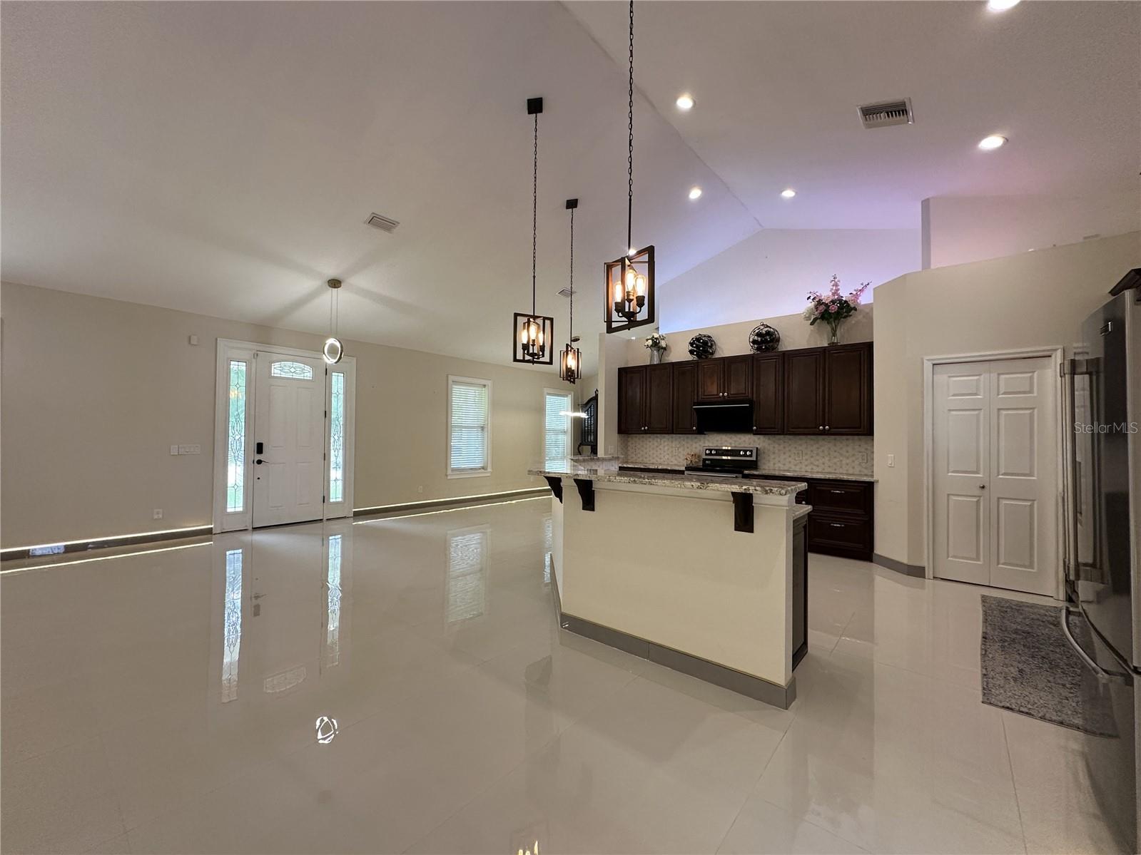 3111 RAMBLER AVE