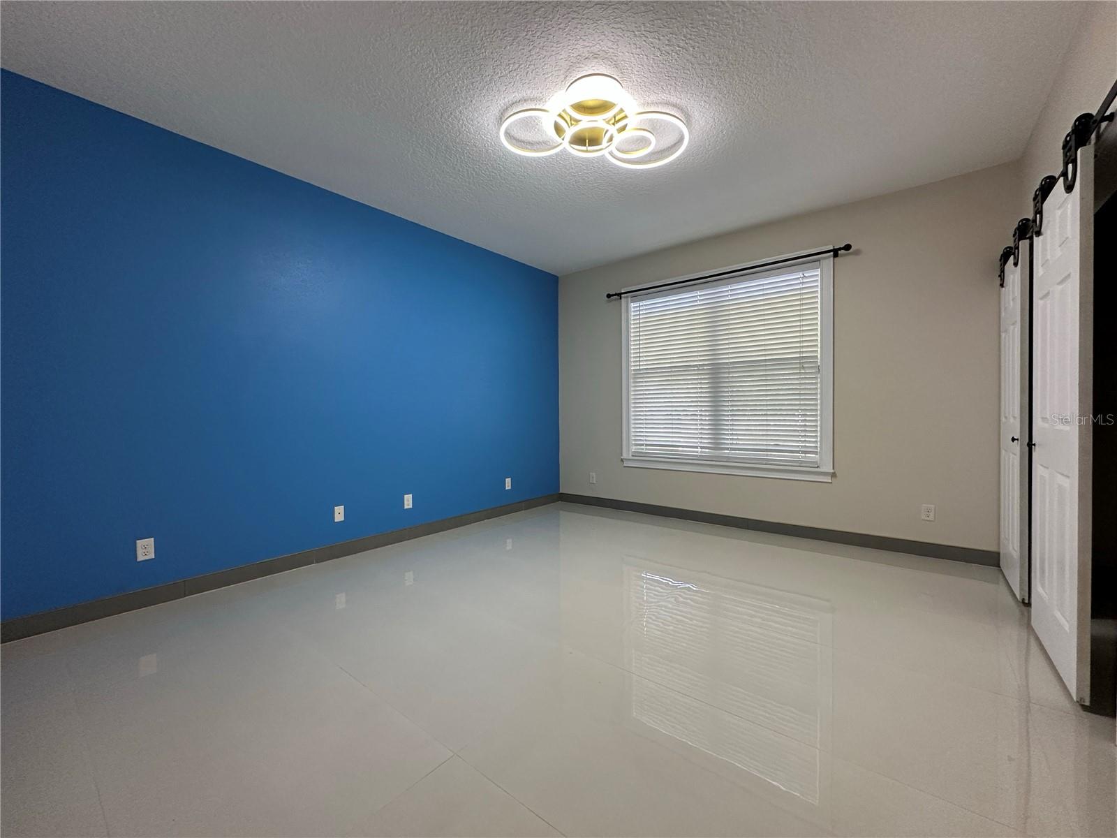 3111 RAMBLER AVE