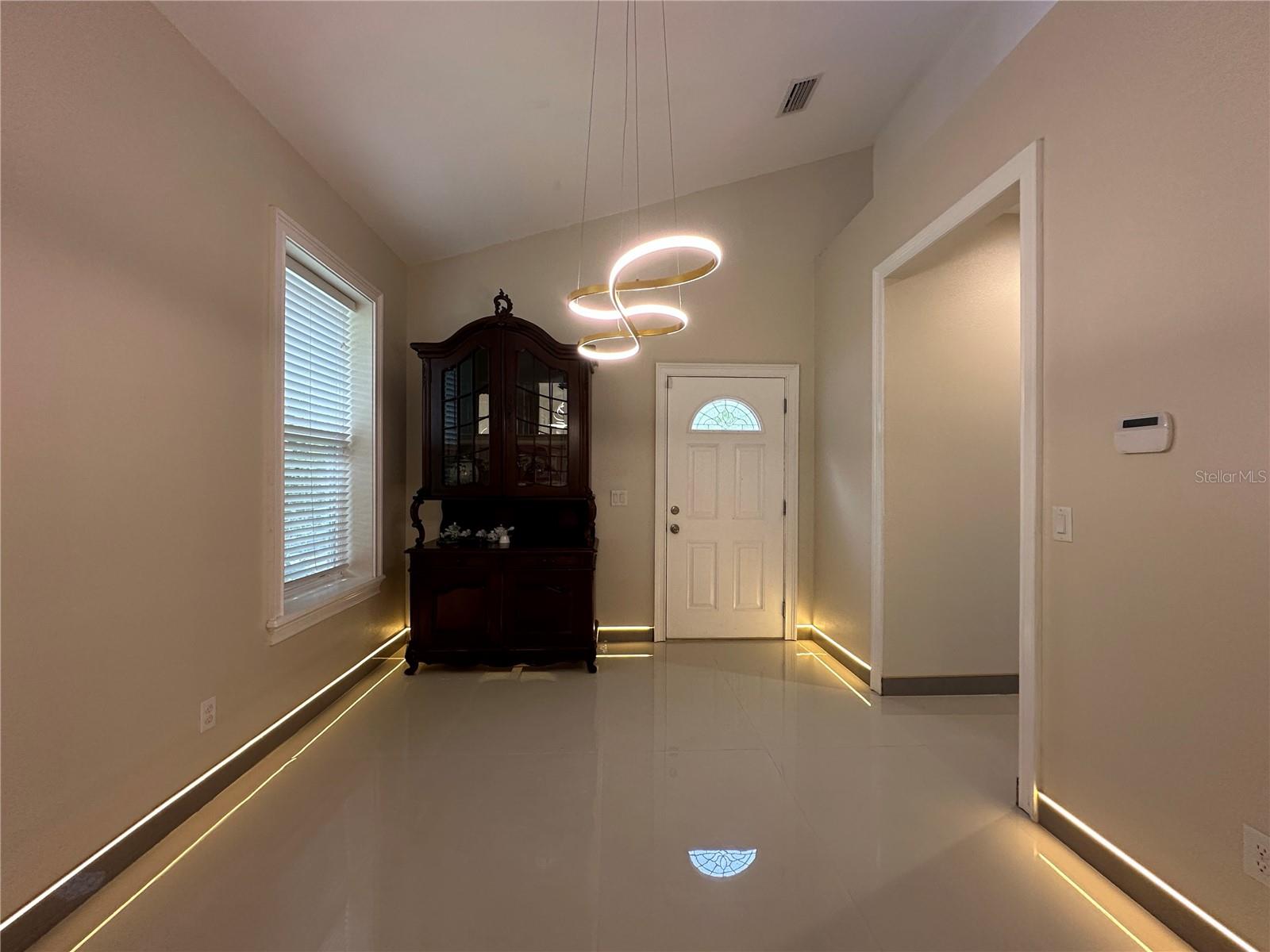 3111 RAMBLER AVE