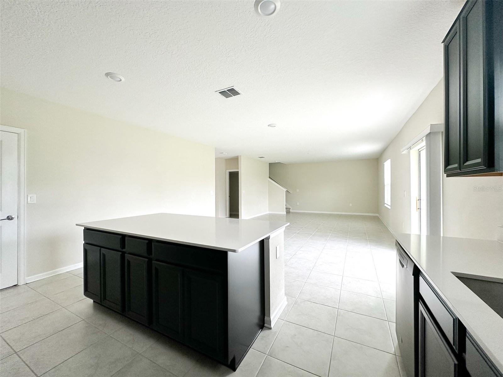 4482 TAHOE CIR