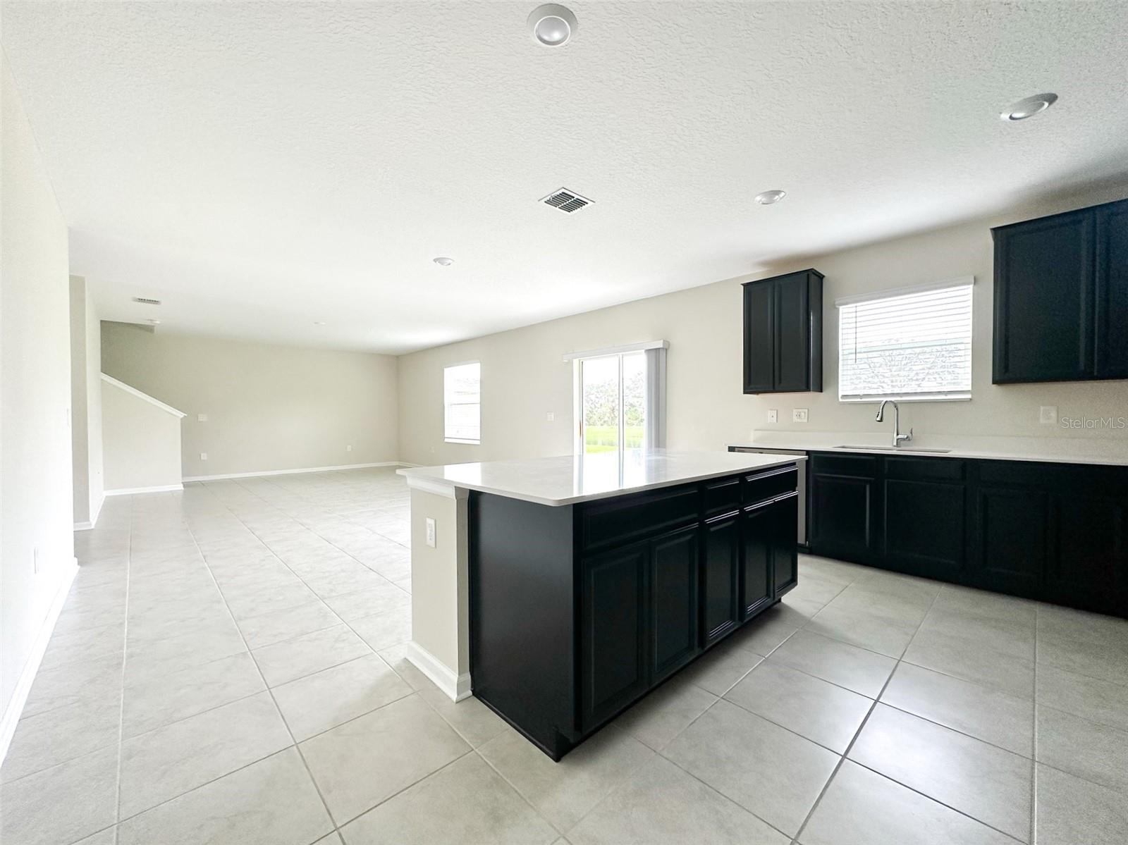 4482 TAHOE CIR