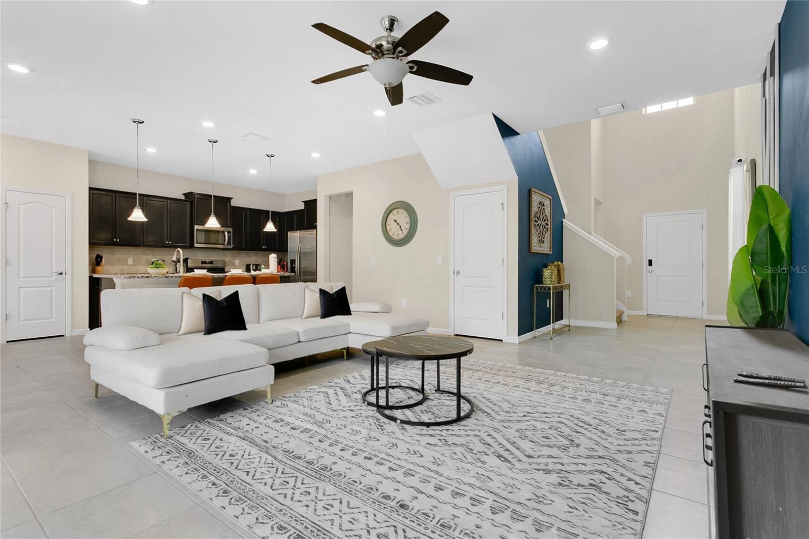 5481 MISTY OAK CIR