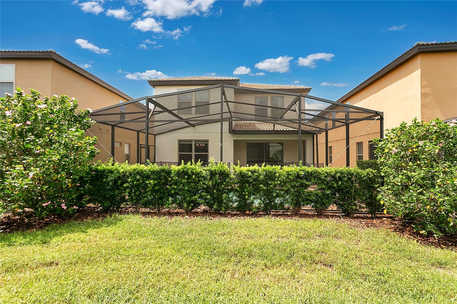 5481 MISTY OAK CIR
