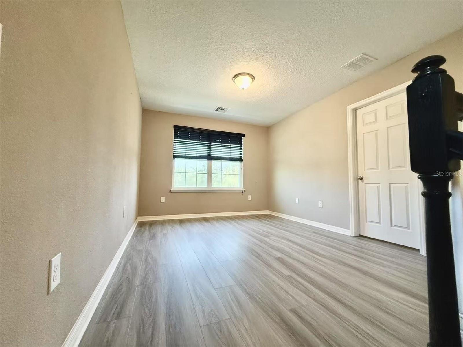 11804 SILVERLAKE PARK DR