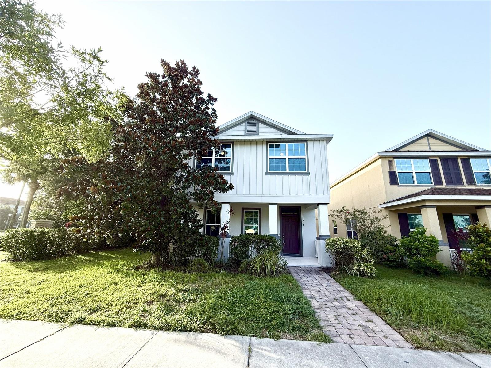 11804 SILVERLAKE PARK DR