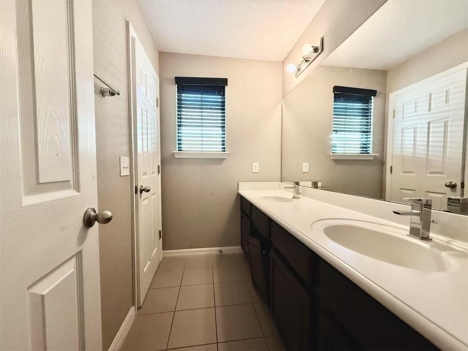 11804 SILVERLAKE PARK DR