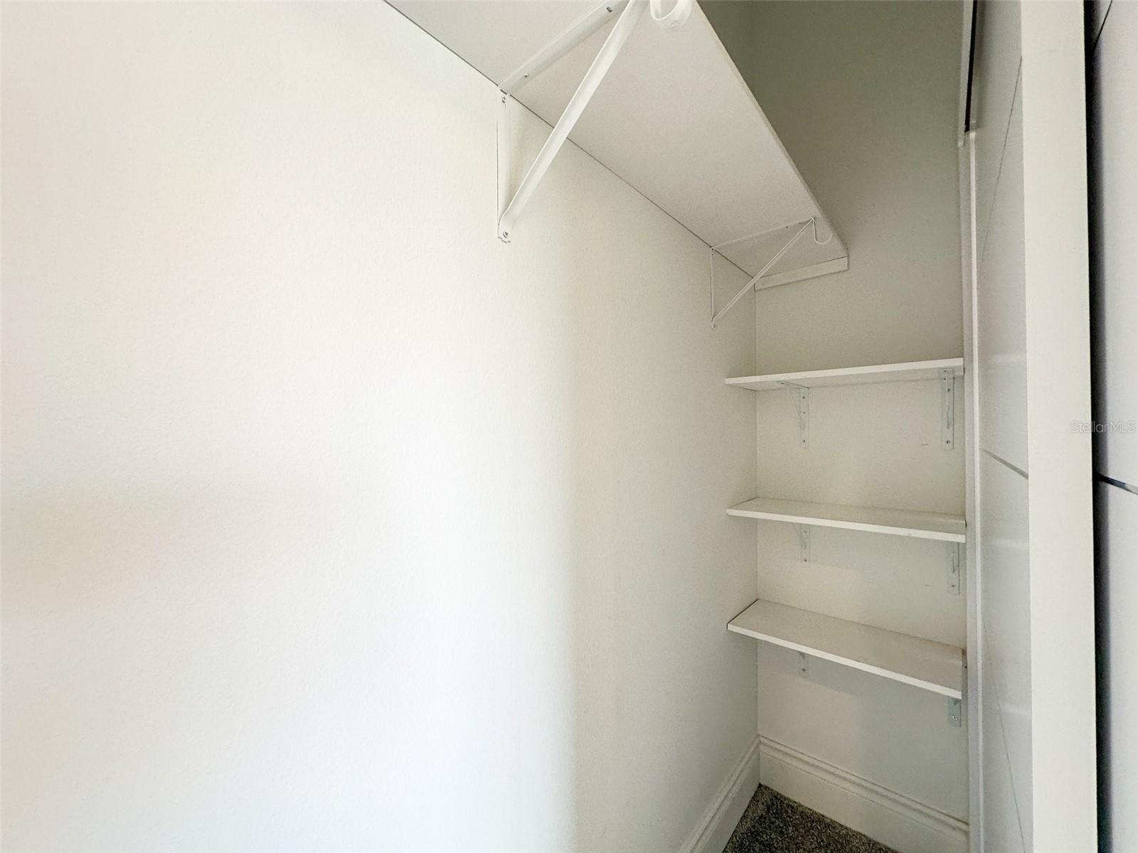 1866 BRENTWOOD CT