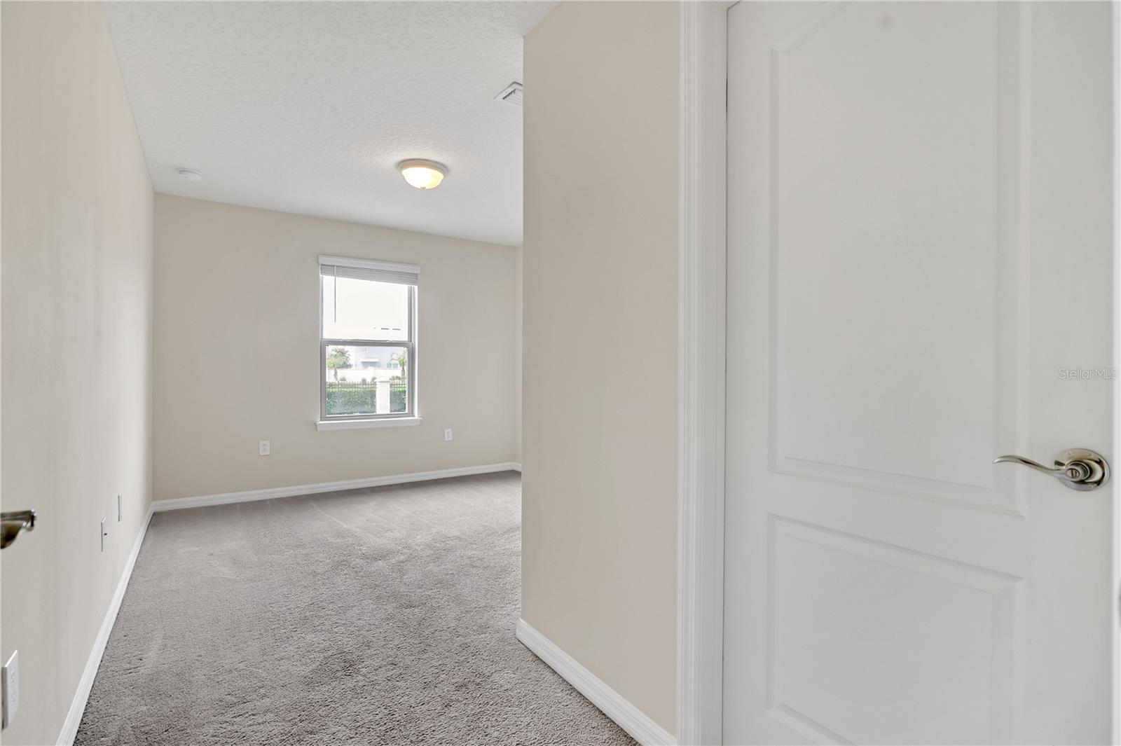 2406 DUBAI ST