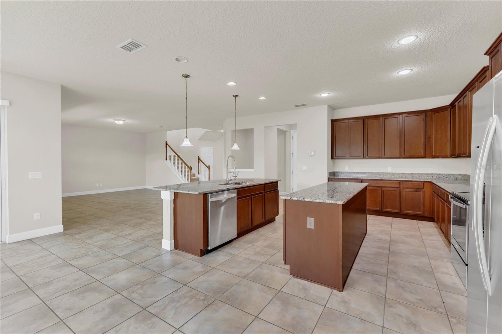 12026 AUTUMN FERN LN