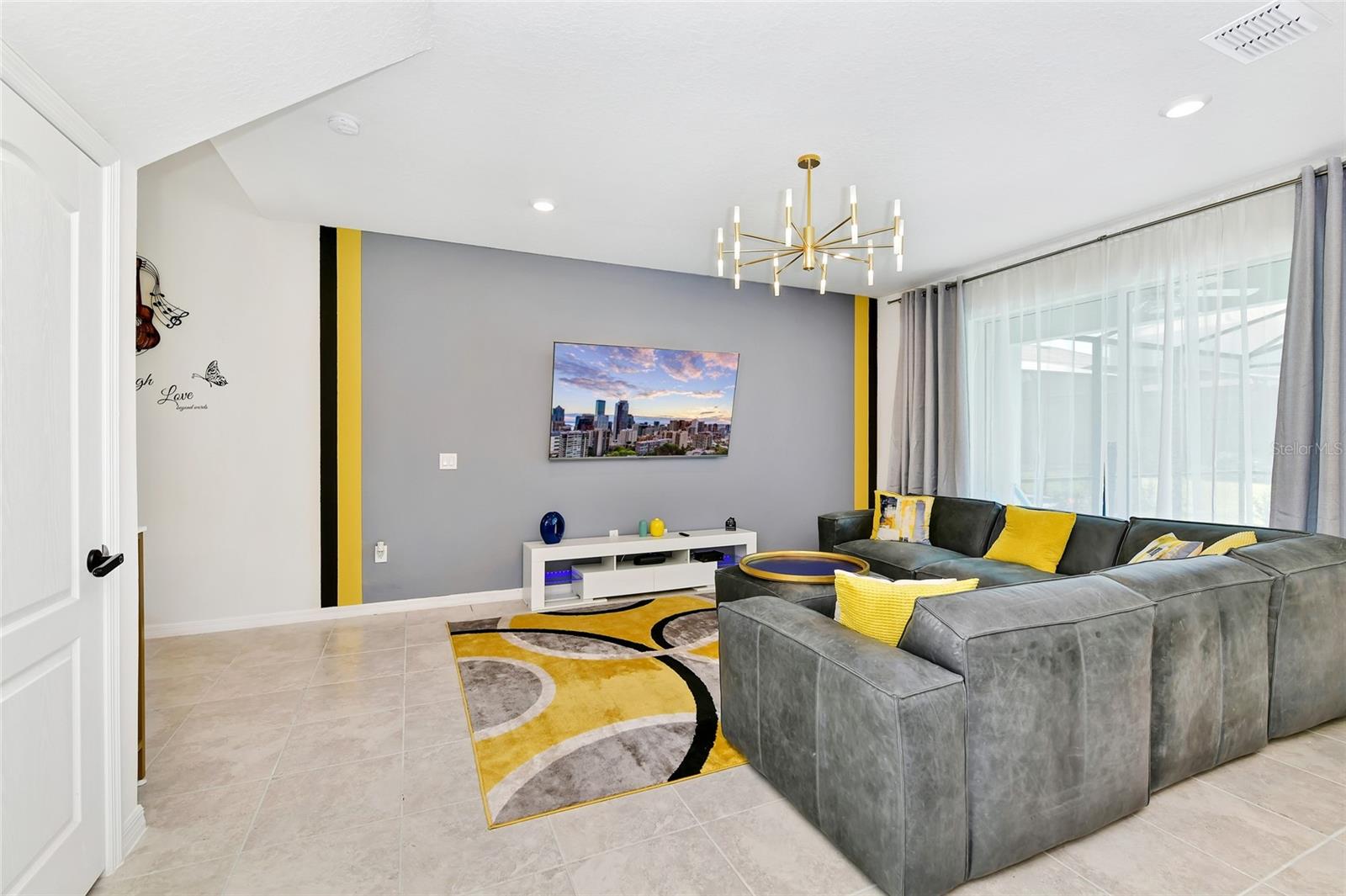 7212 OAKMOSS LOOP