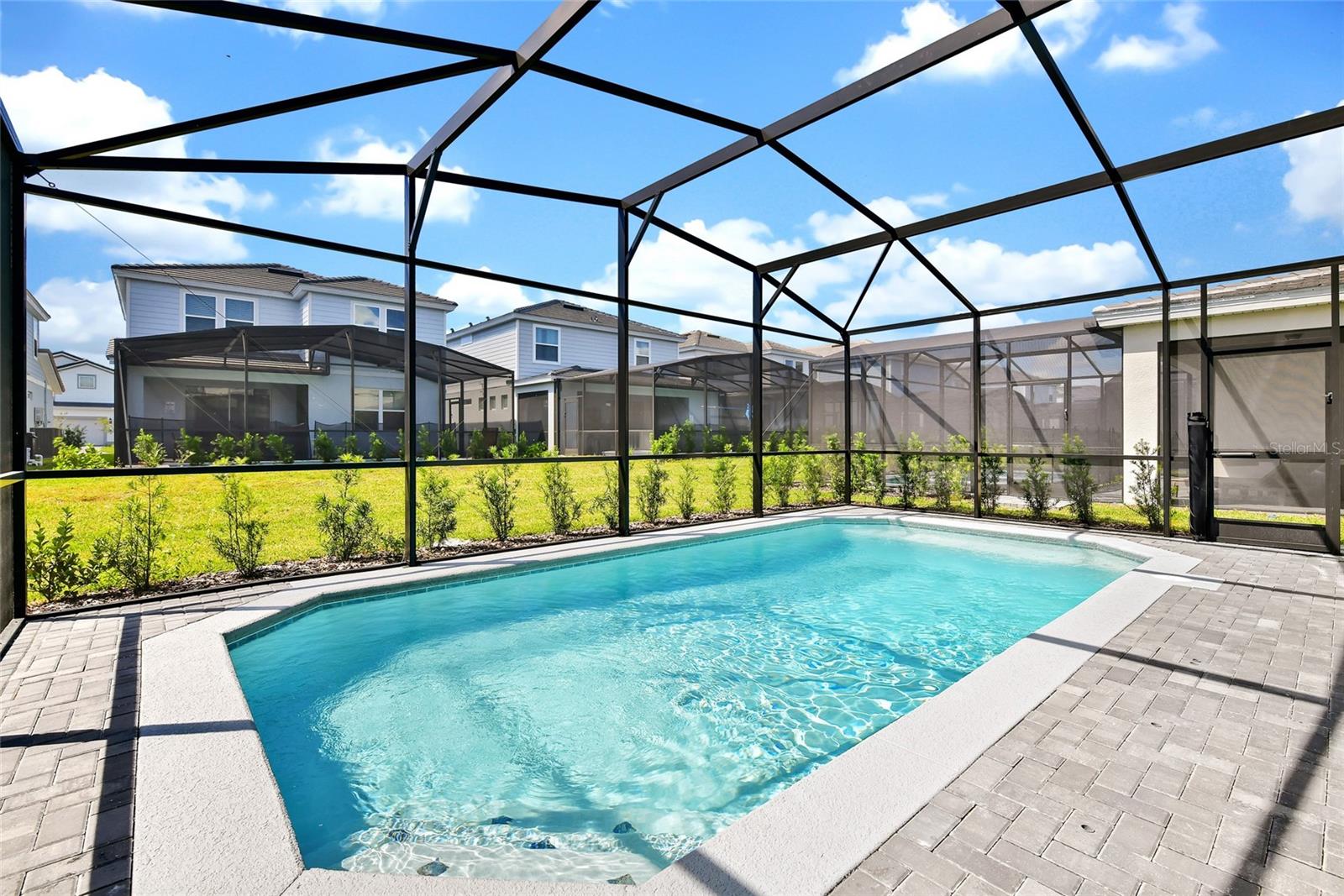 7212 OAKMOSS LOOP