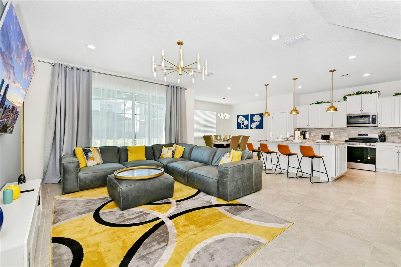 7212 OAKMOSS LOOP