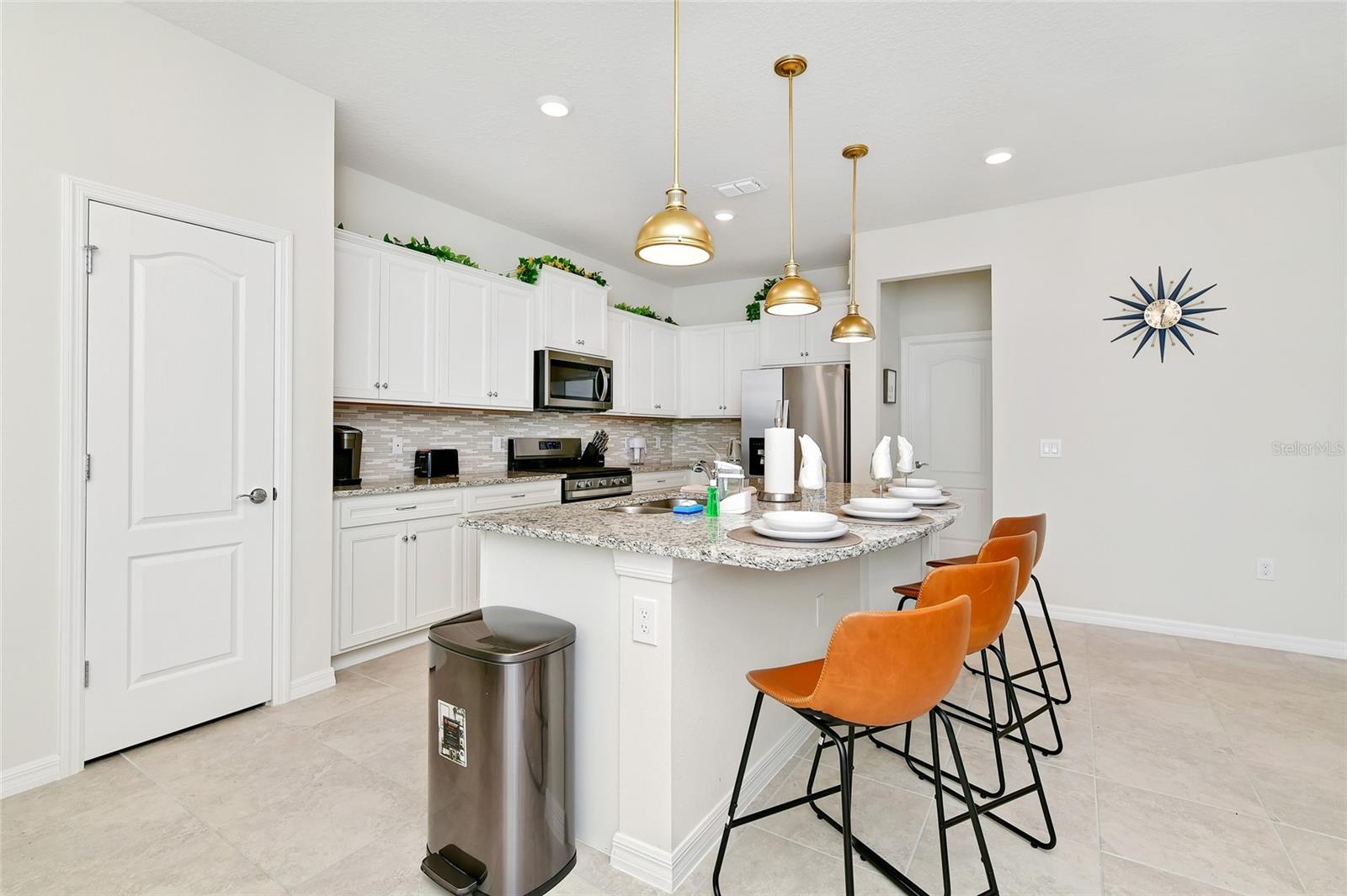 7212 OAKMOSS LOOP