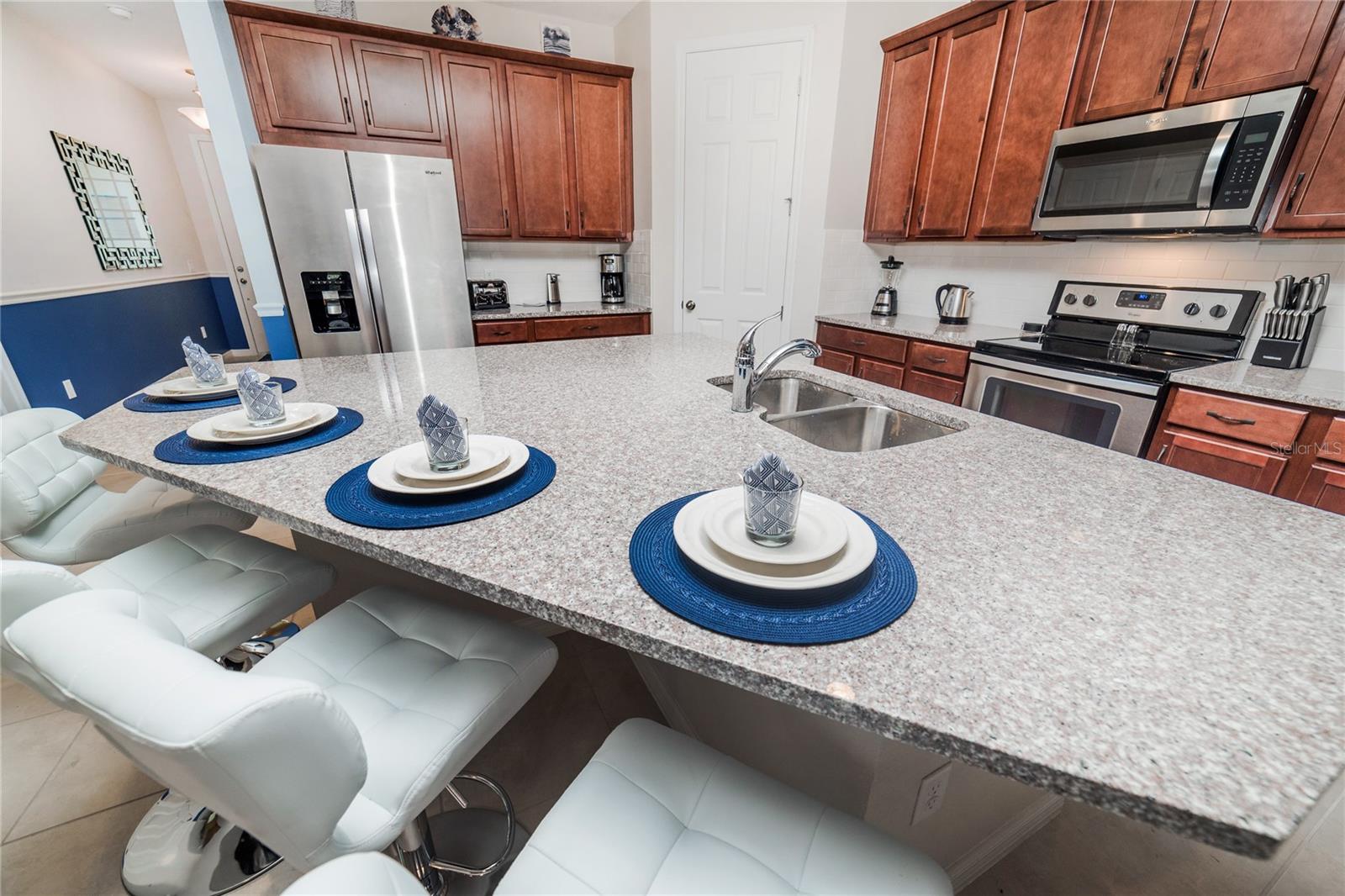 1781 SAWYER PALM PL