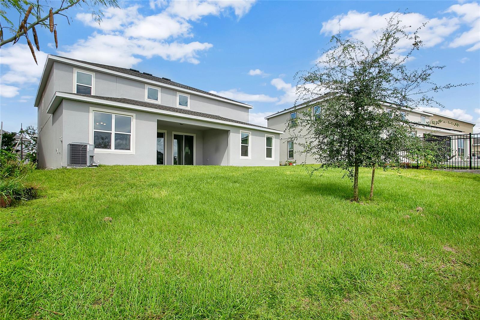 4944 OLIVIA CT