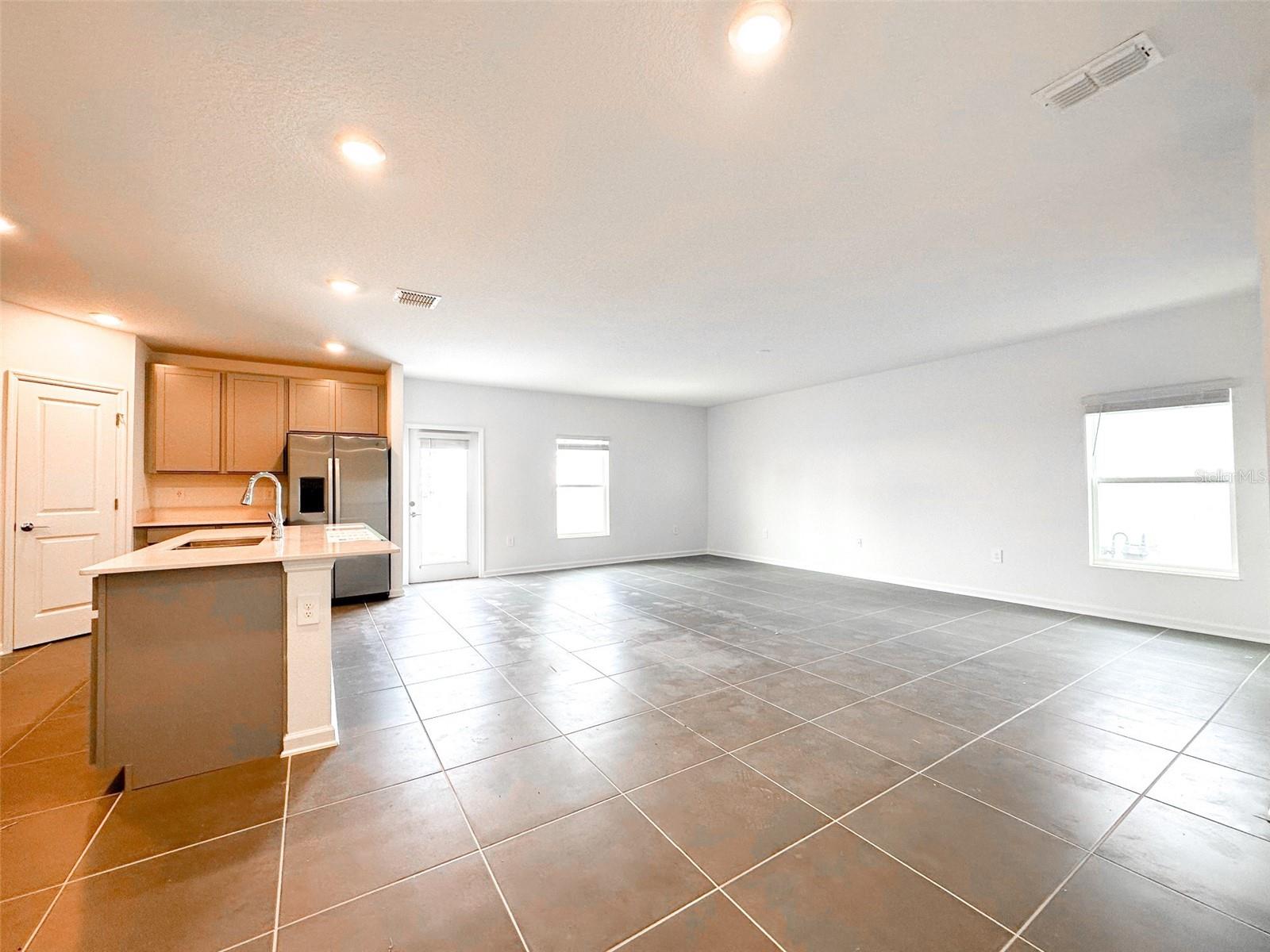 26159 FEATHERGRASS CIR