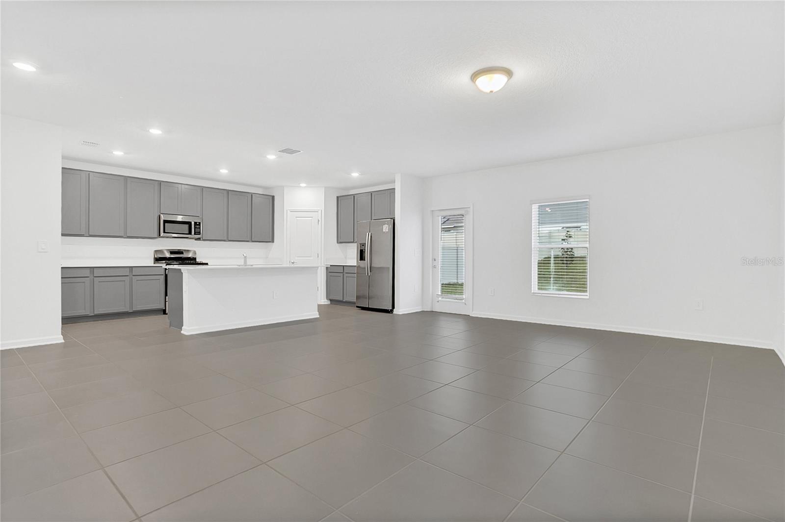 26159 FEATHERGRASS CIR