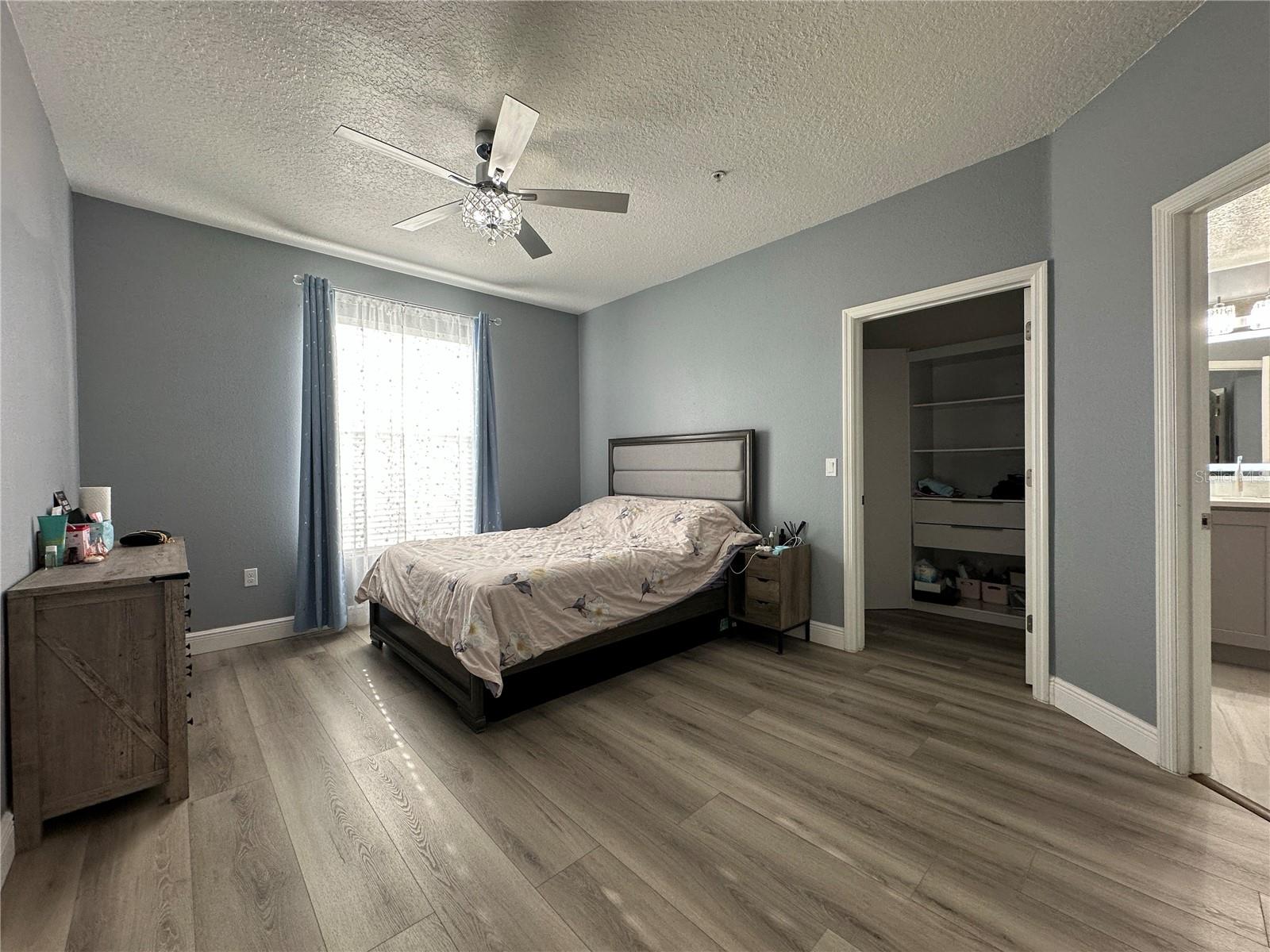 5554 METROWEST BLVD #312