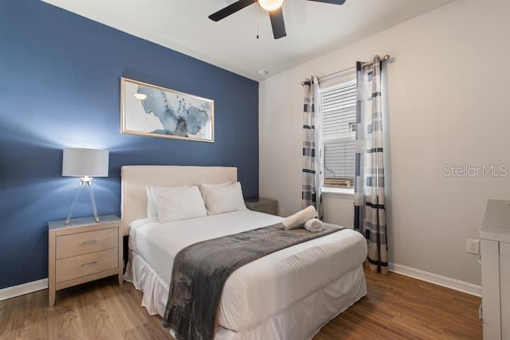7372 OAKMOSS LOOP