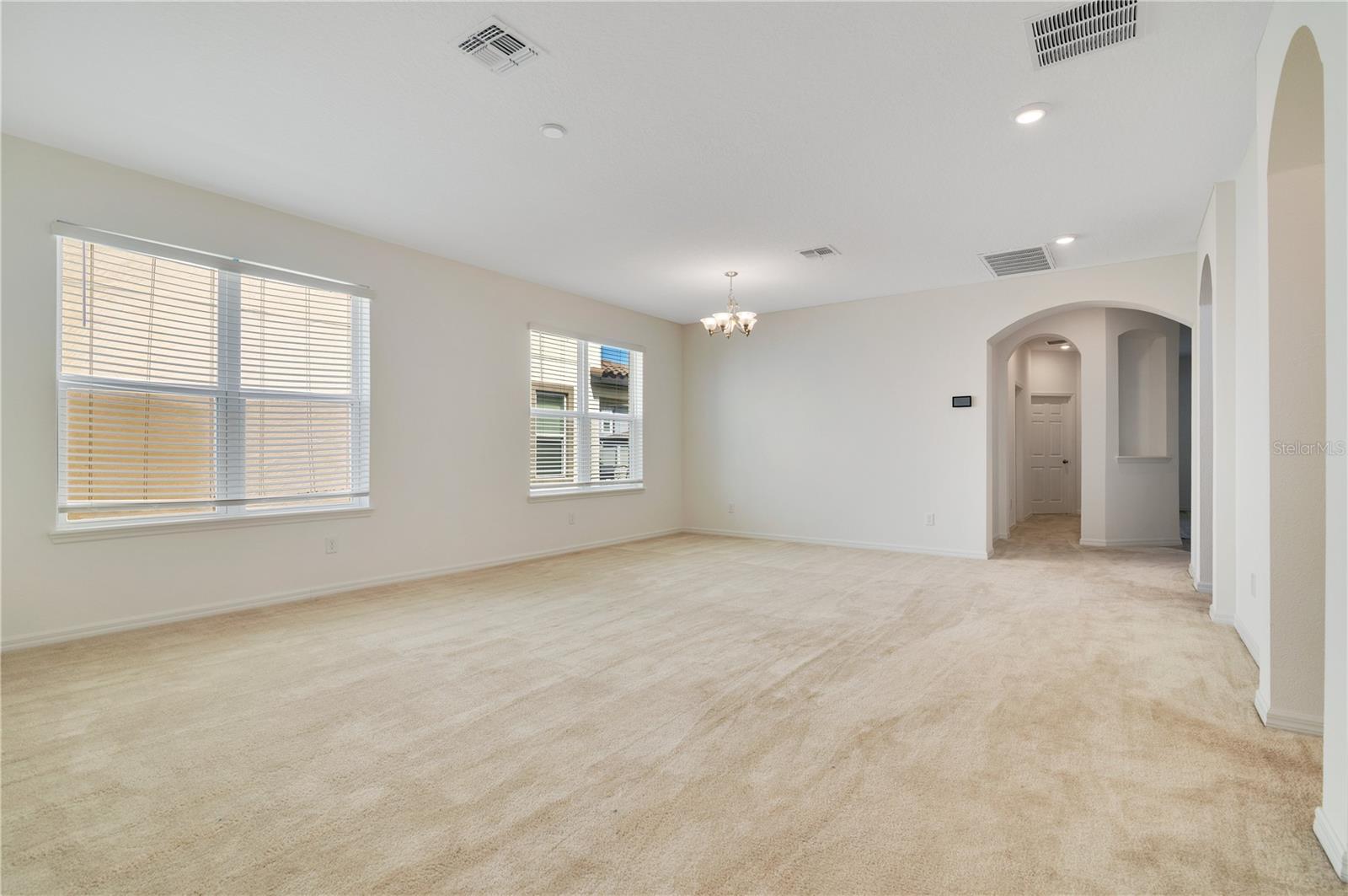 731 BROOKS FIELD DR