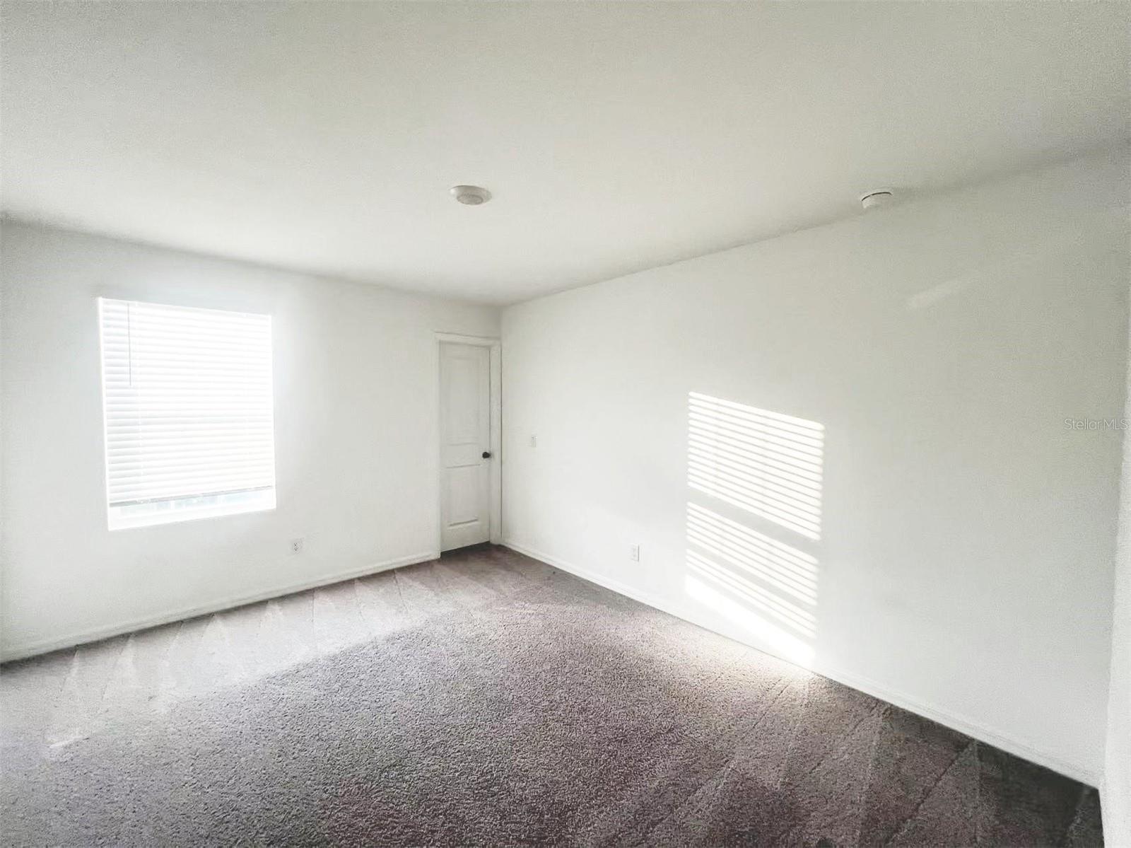2114 DERWENT DR