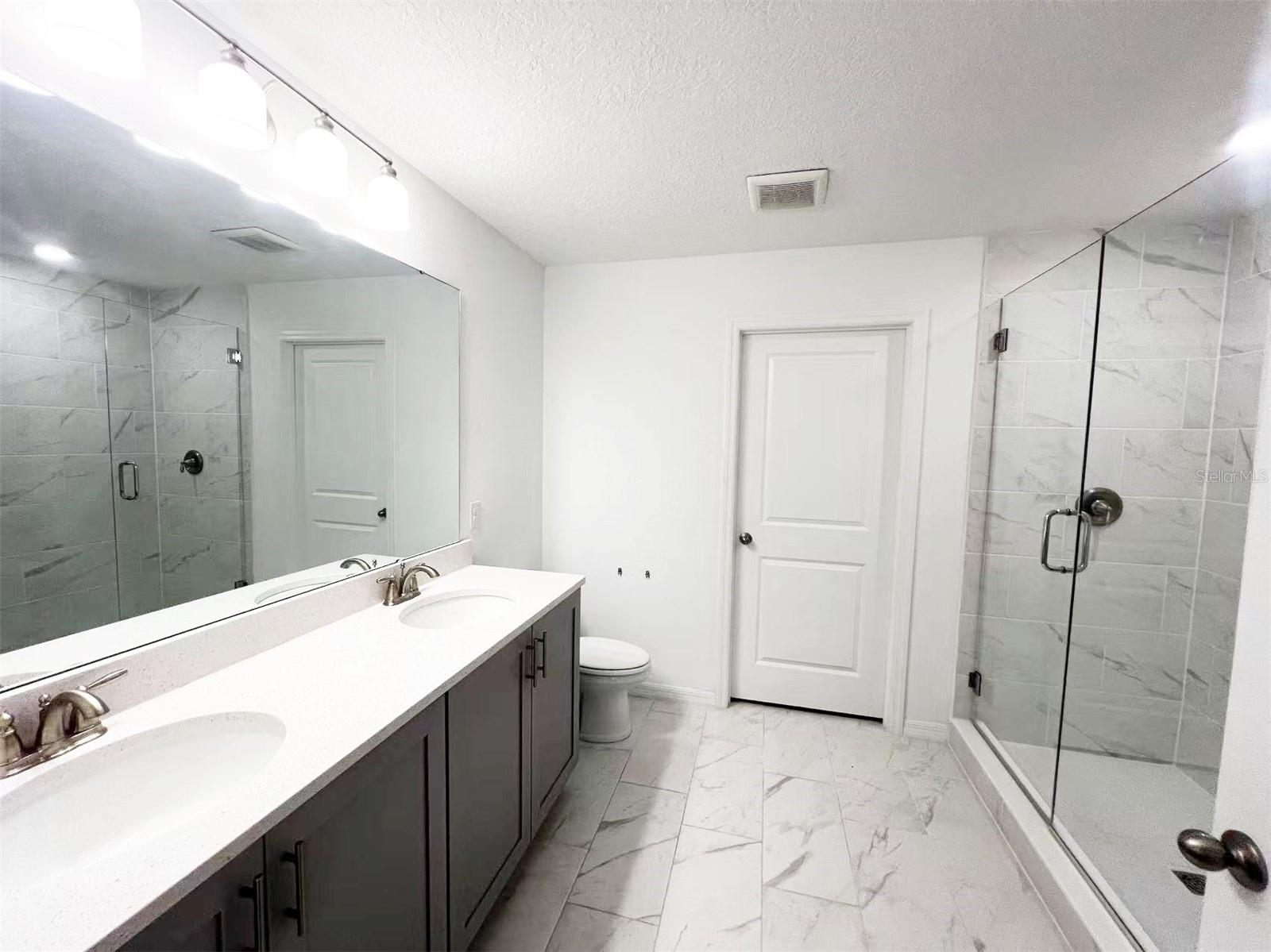 2114 DERWENT DR