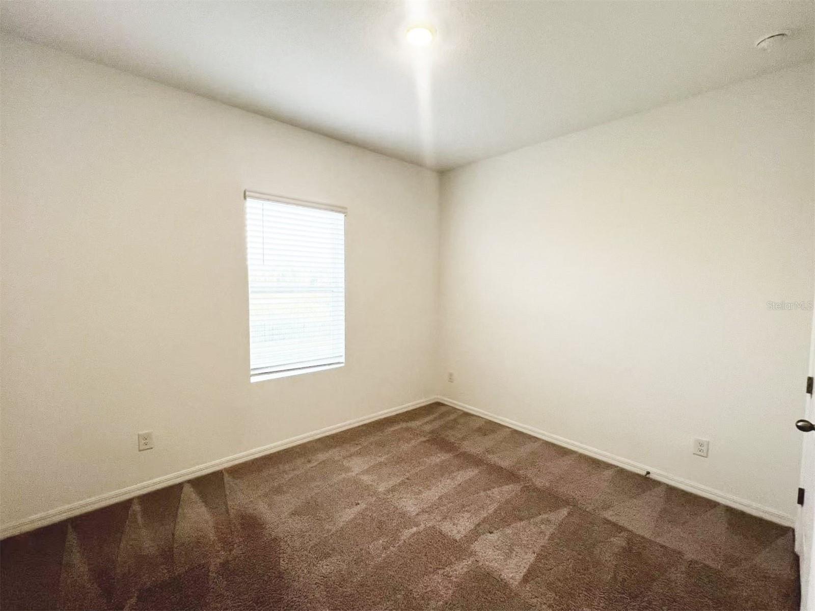 2114 DERWENT DR