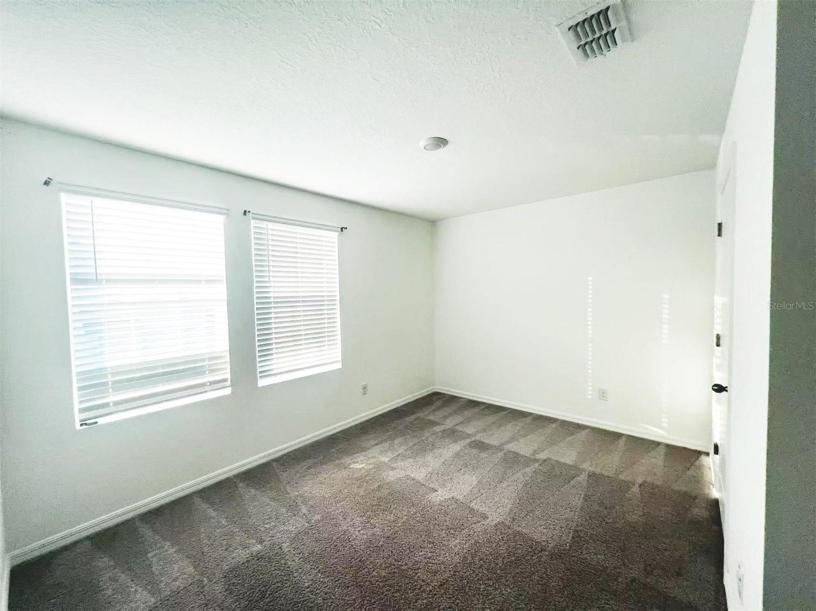 2114 DERWENT DR
