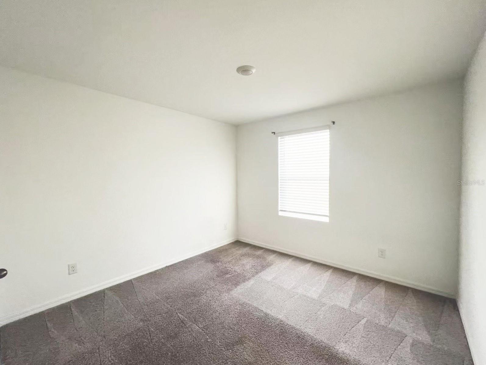 2114 DERWENT DR