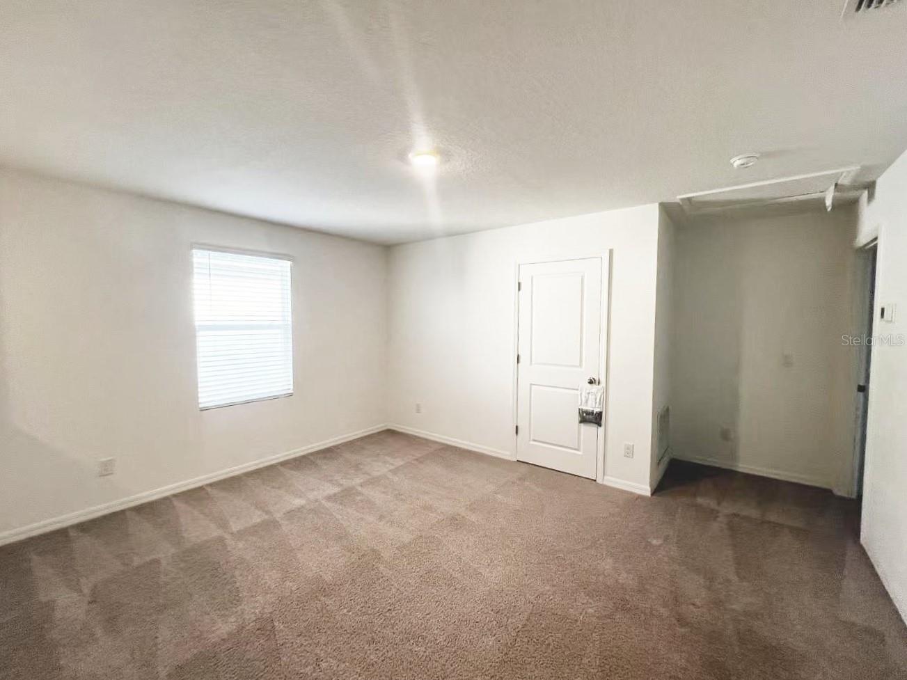 2114 DERWENT DR