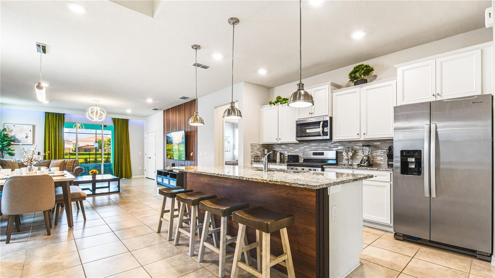 7219 OAKMOSS LOOP