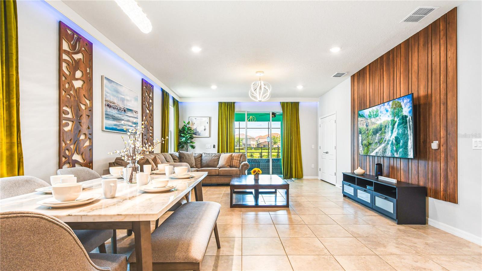 7219 OAKMOSS LOOP