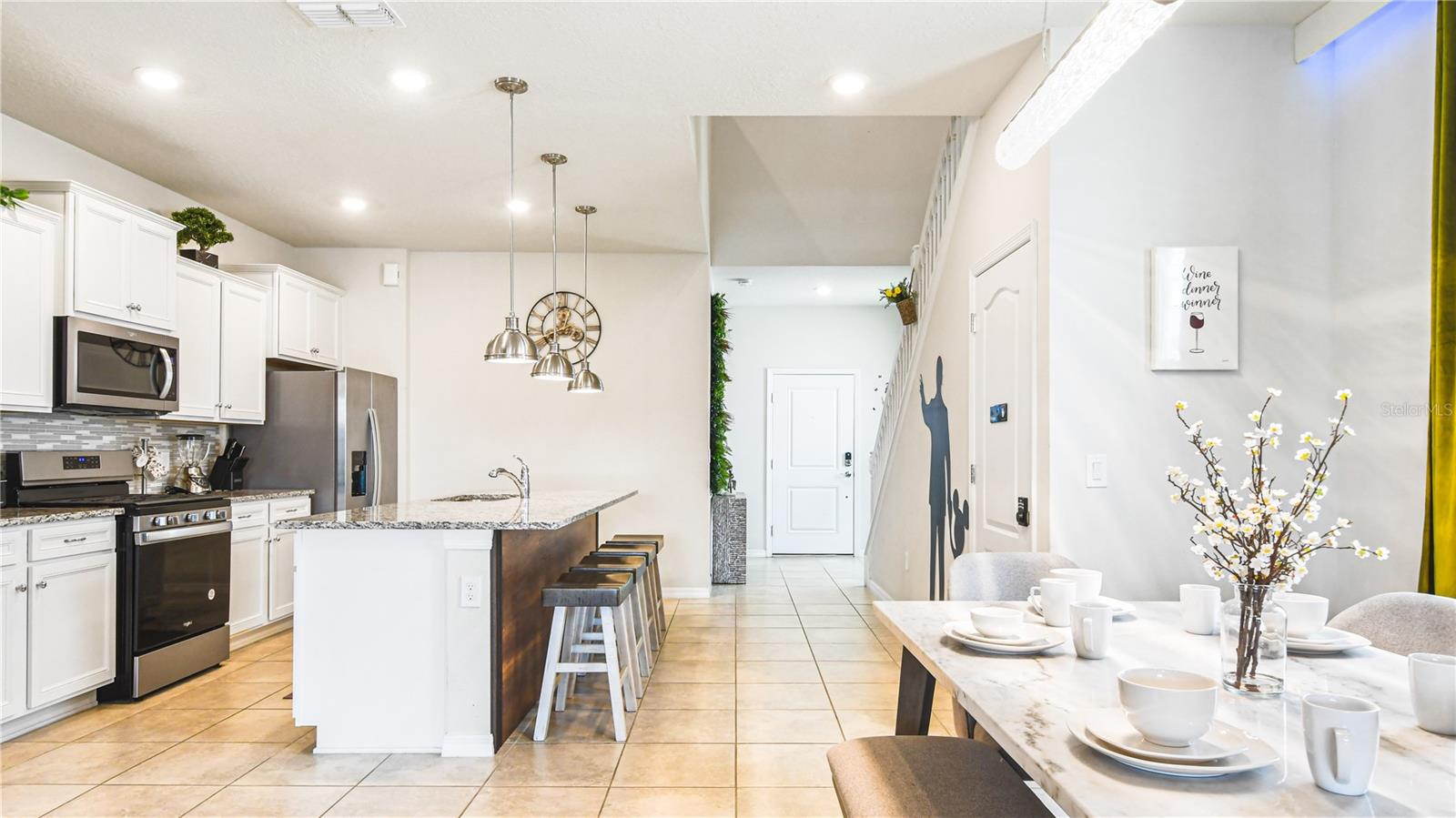 7219 OAKMOSS LOOP