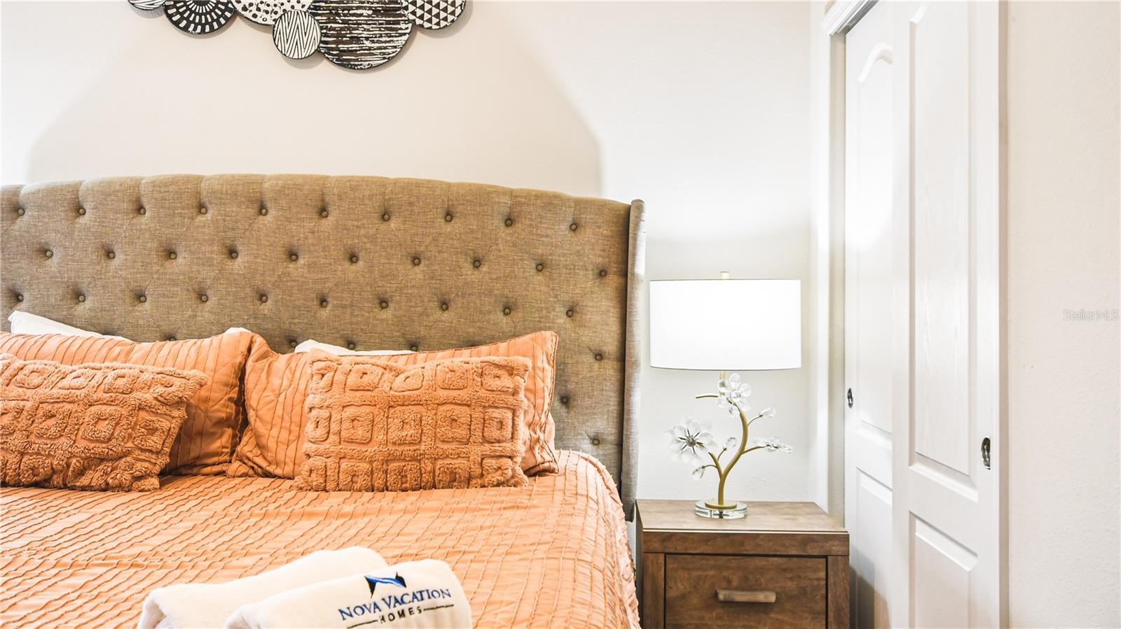 7219 OAKMOSS LOOP