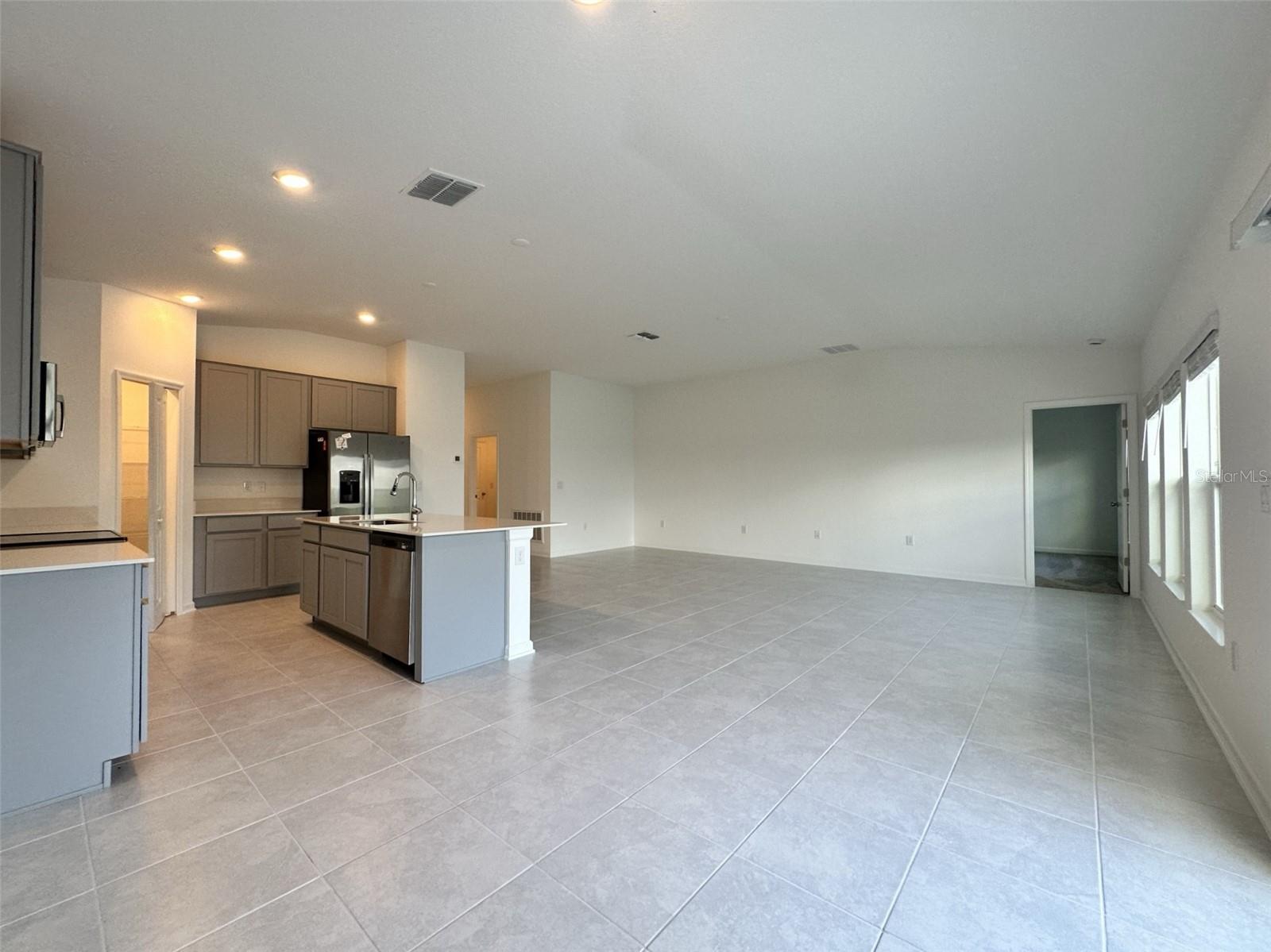 1529 CUMBERLAND AVE