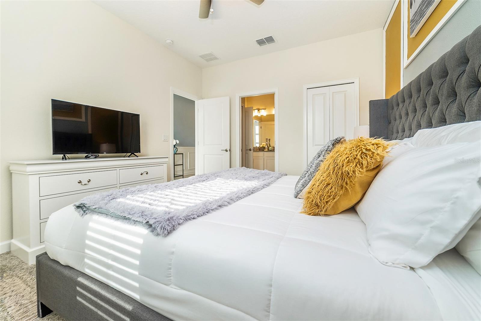 531 PEBBLE BEACH DR