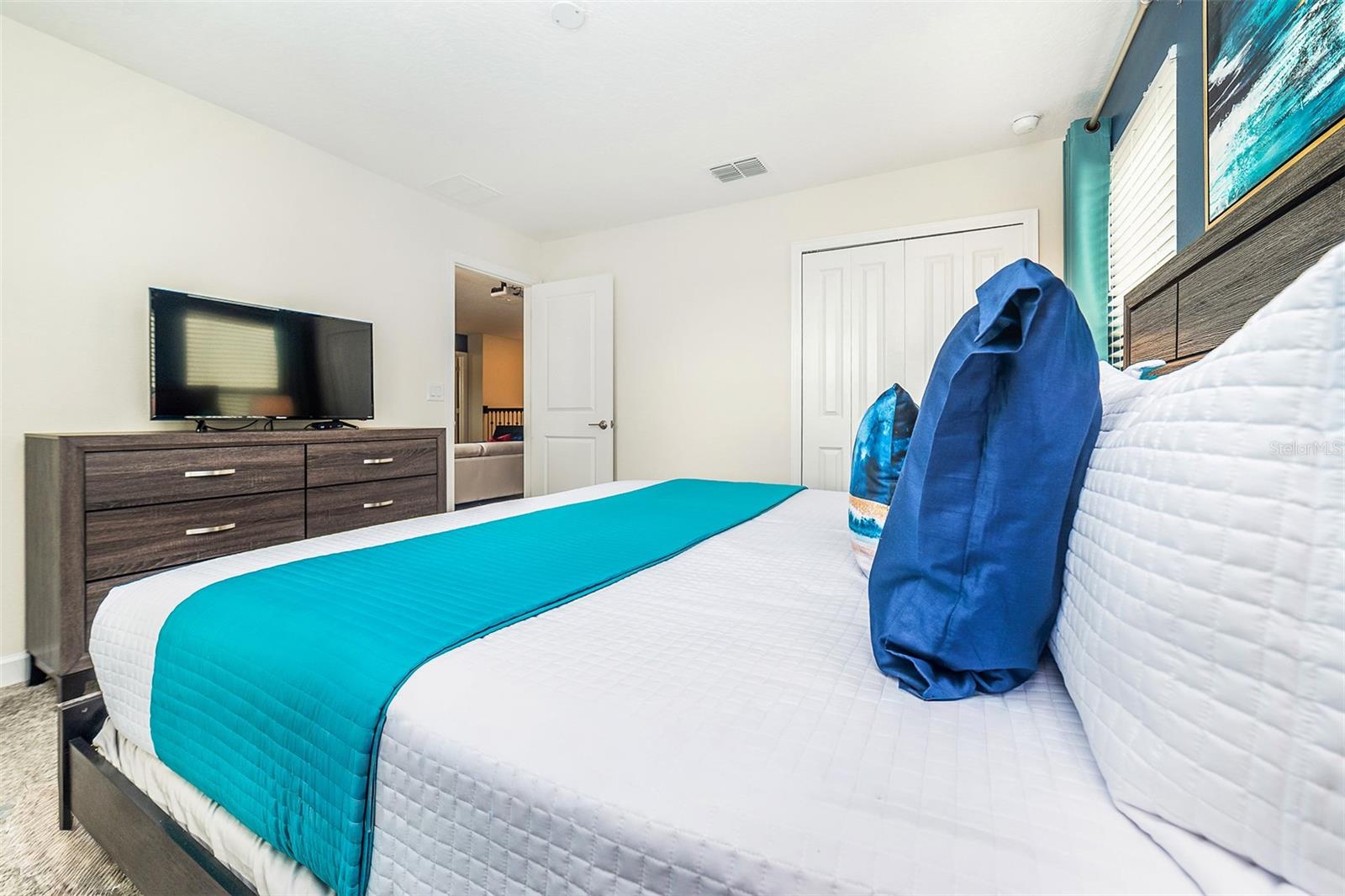 531 PEBBLE BEACH DR