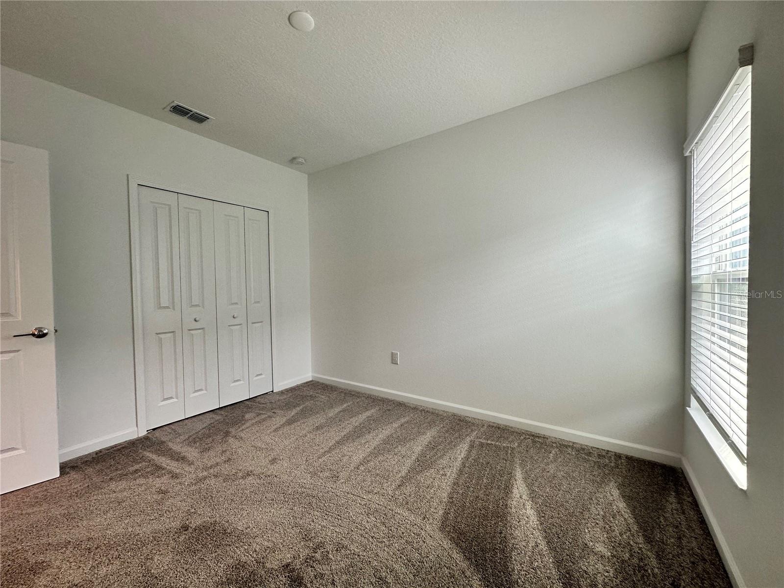 309 LOCH CT