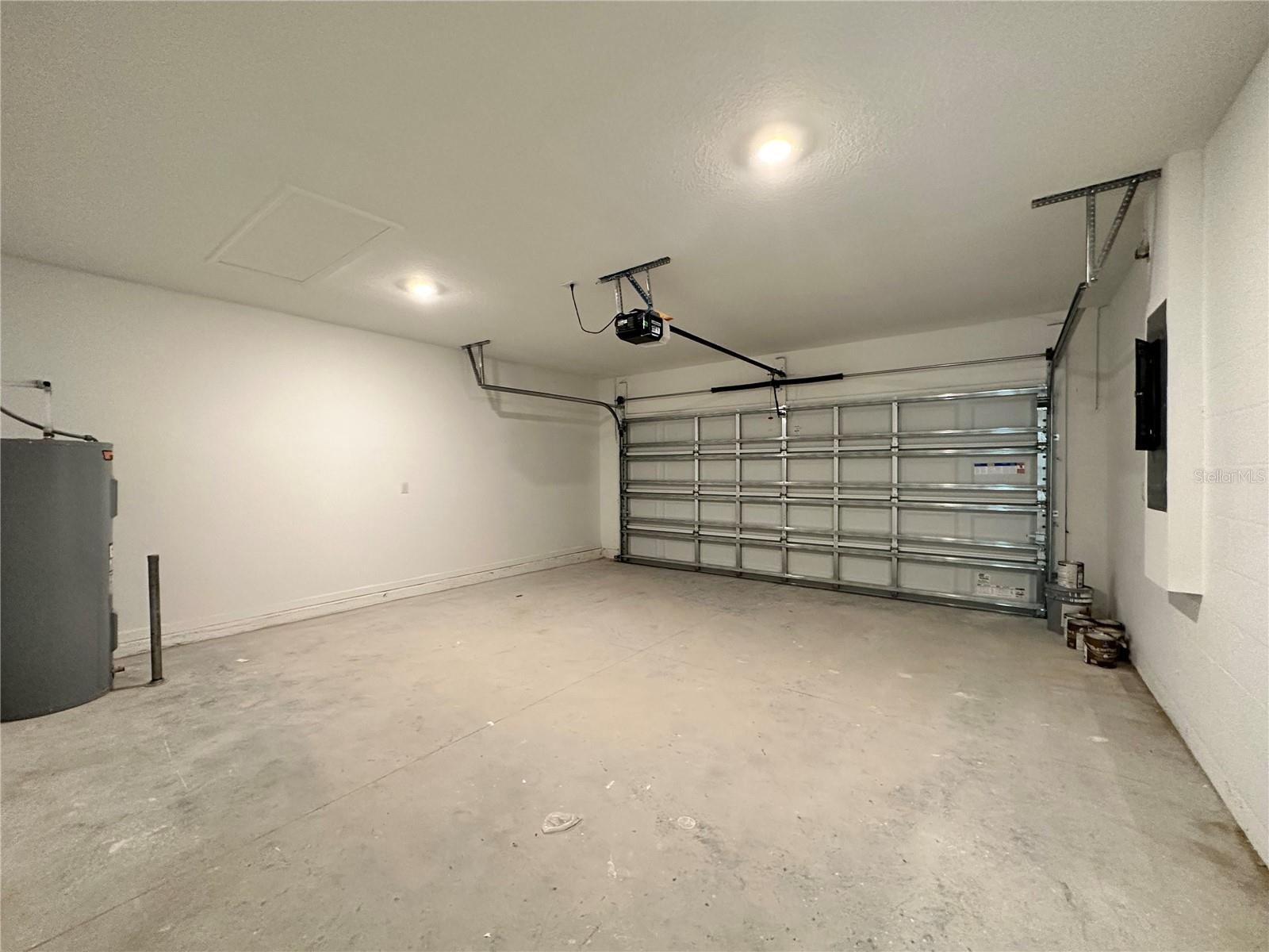 309 LOCH CT