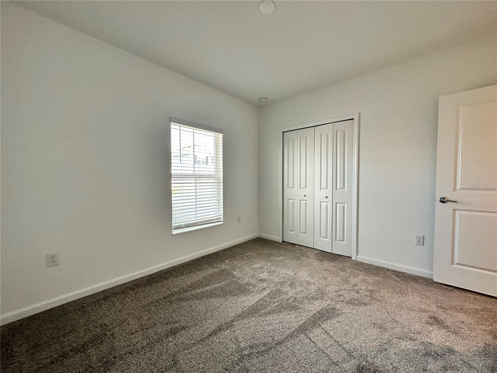 309 LOCH CT