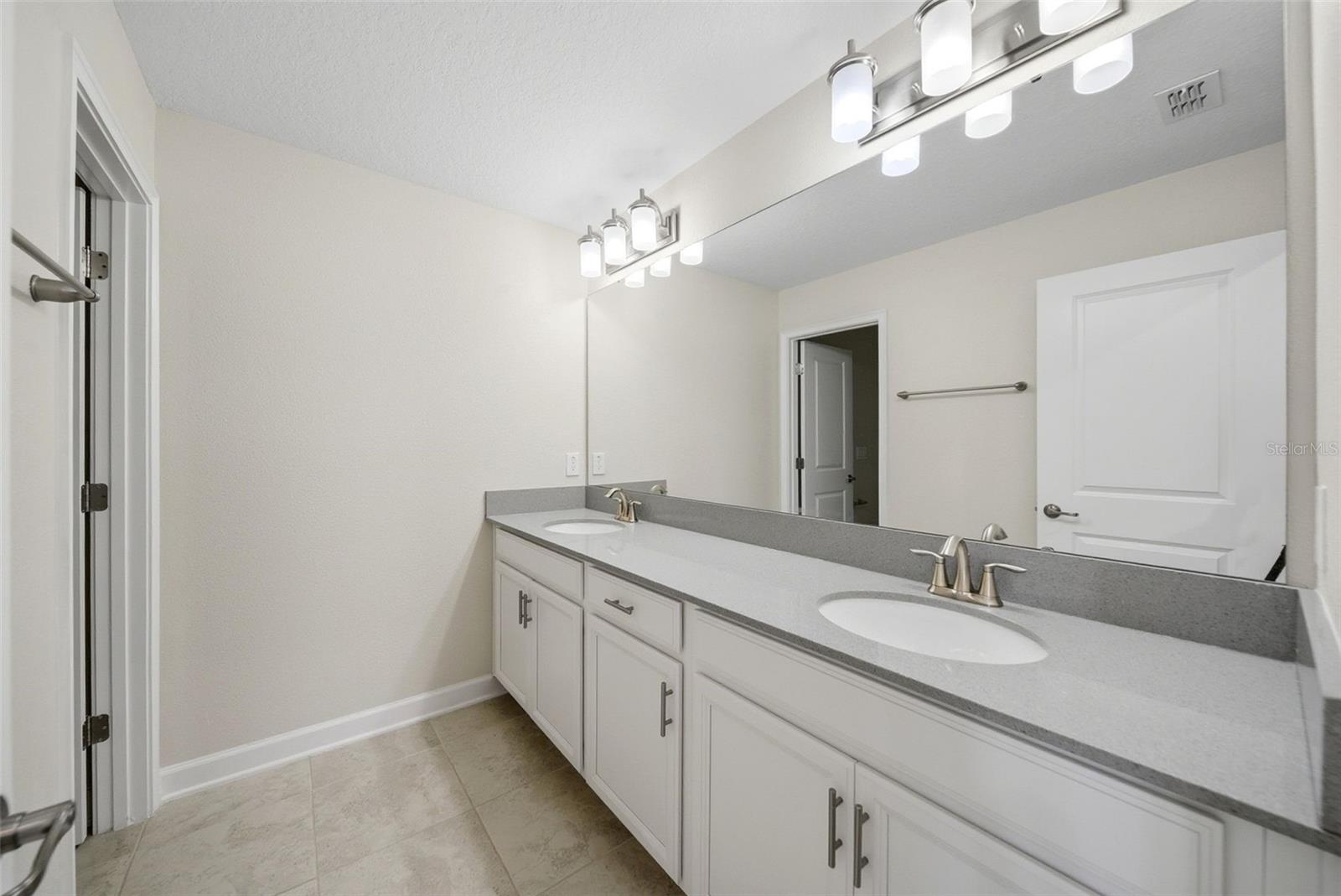 15293 NIGHT HERON DR