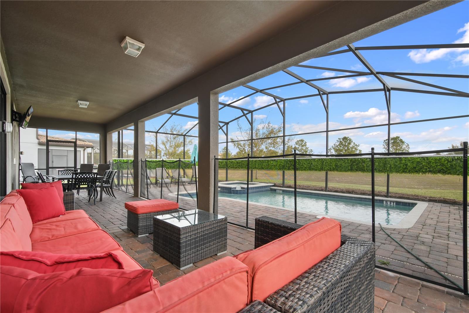 1415 MOON VALLEY DR