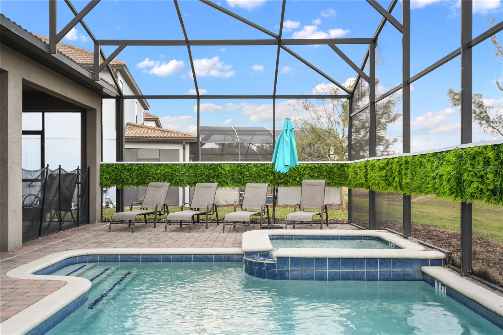 1415 MOON VALLEY DR
